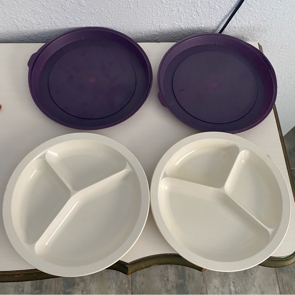 COPY - Anchor Hocking Divided Plates - Picture 2 of 6